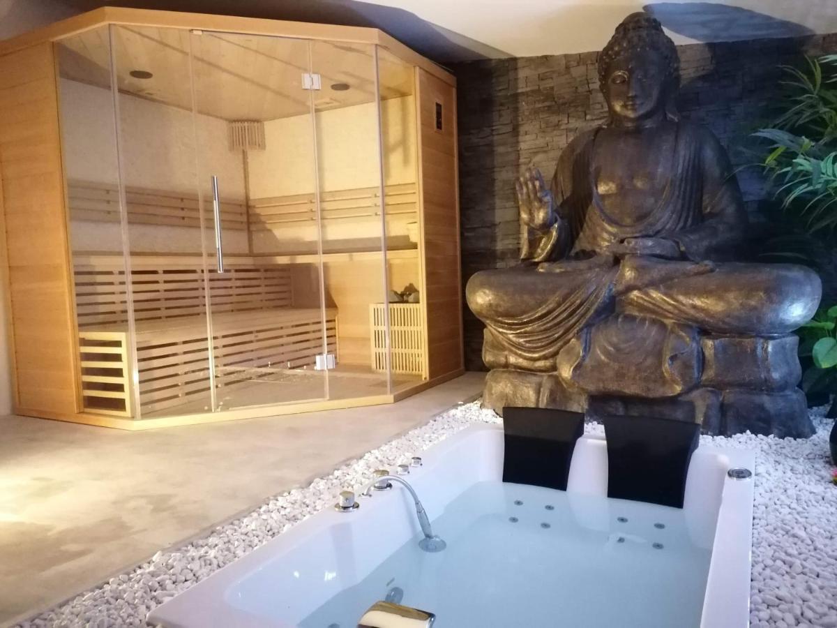 Apartment Jacuzzi Romantique 15 Min Etretat 2 *